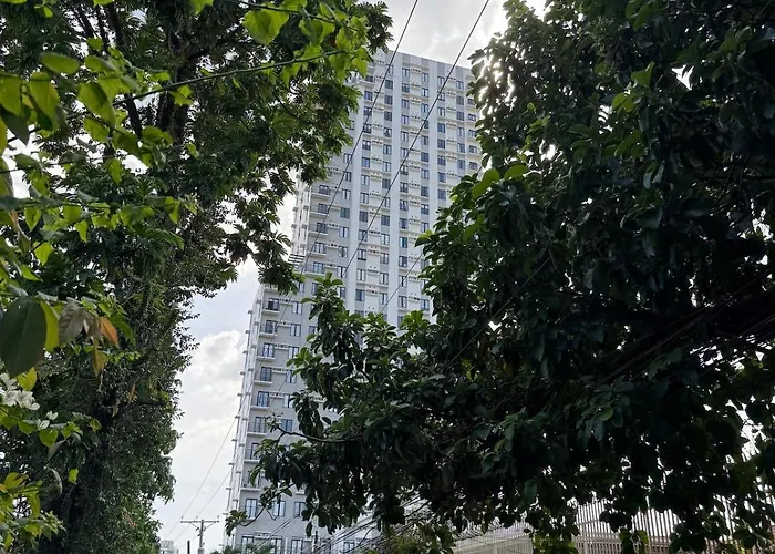 Yamiyzing At The Median It Park * Cebu